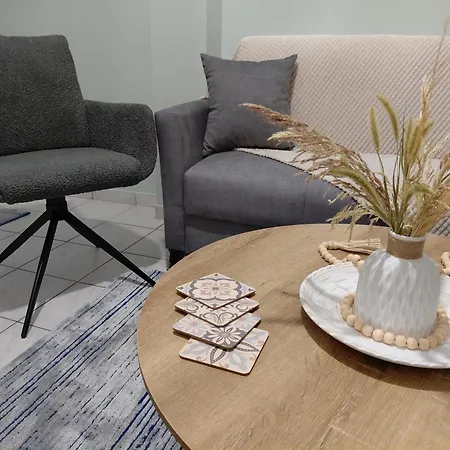 Simply Like * Kavala