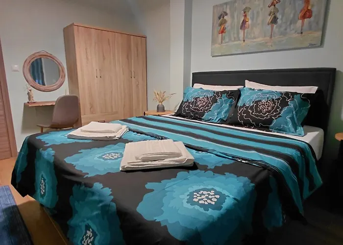 Simply Like * Καβάλα